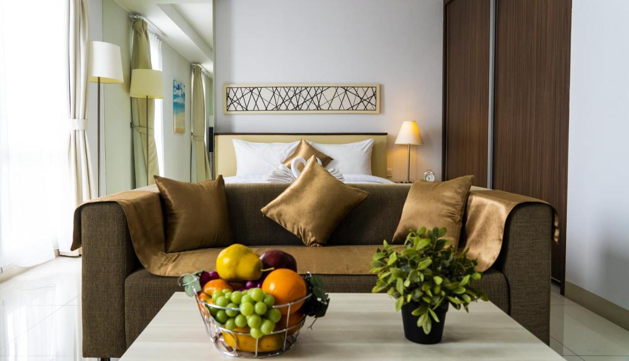 Azalea Suites Cikarang By Jayakarta Group Eksteriør bilde