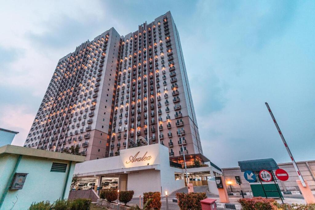 Azalea Suites Cikarang By Jayakarta Group Eksteriør bilde
