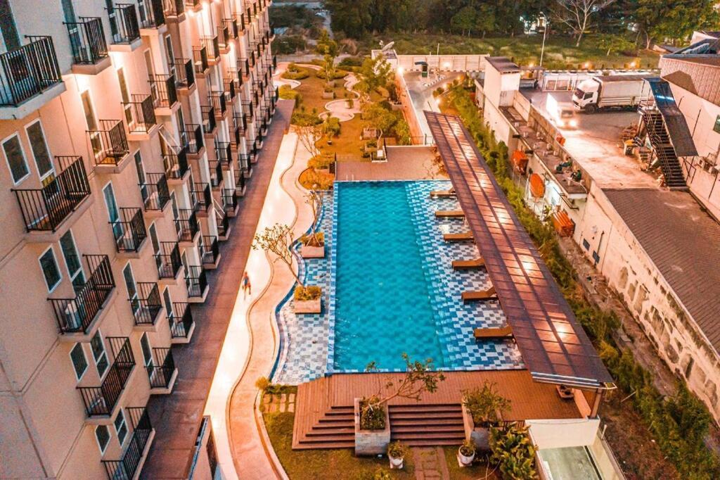 Azalea Suites Cikarang By Jayakarta Group Eksteriør bilde